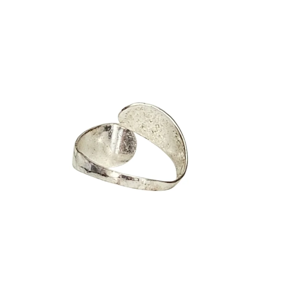 Elegant 925 Sterling Silver Women's Ring